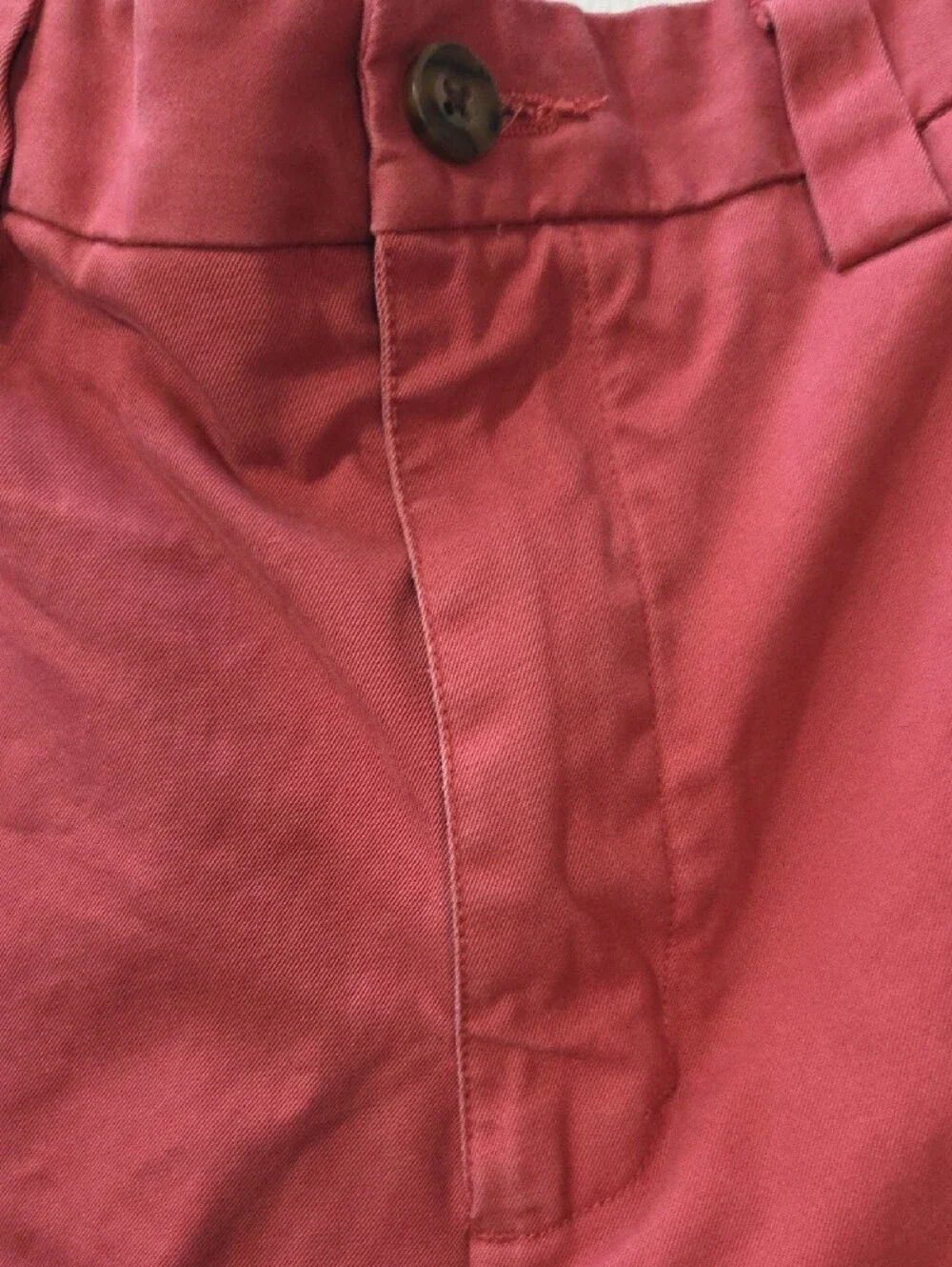 Eddie Bauer Men's Flat Front Shorts in Coral Red - Picture 4 of 9